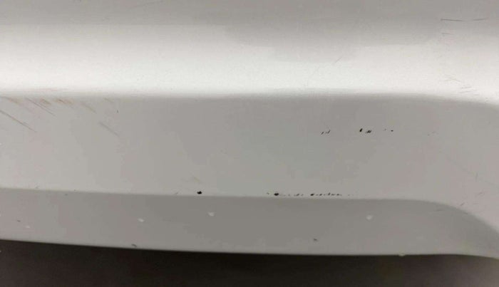 2017 Maruti Ciaz ALPHA  AT 1.4  PETROL, Petrol, Automatic, 23,677 km, Rear bumper - Paint is slightly damaged
