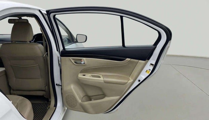 2017 Maruti Ciaz ALPHA  AT 1.4  PETROL, Petrol, Automatic, 23,677 km, RHS Rear Door