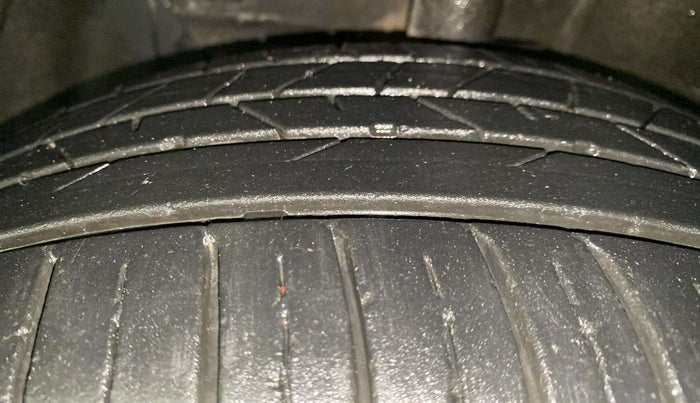 2023 Hyundai NEW I20  SPORTZ 1.0TURBO DCT, Petrol, Automatic, 16,373 km, Left Front Tyre Tread