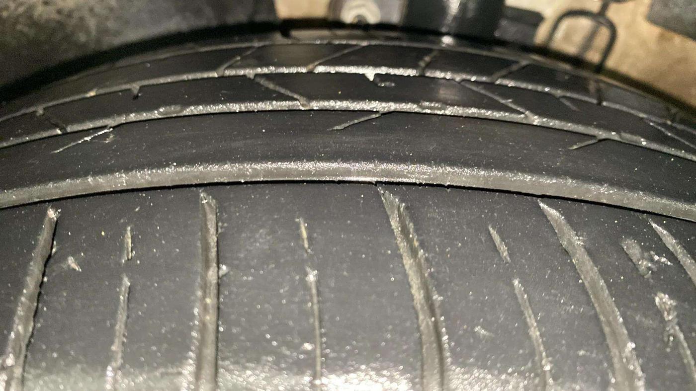 2021 Skoda Rapid STYLE AT TSI, Petrol, Automatic, 80,344 km, Left Front Tyre Tread