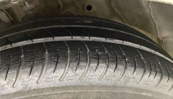 2015 Honda City 1.5L I-VTEC SV, Petrol, Manual, 65,811 km, Left Front Tyre Tread