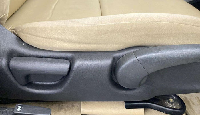 2015 Honda City 1.5L I-VTEC SV, Petrol, Manual, 65,811 km, Driver Side Adjustment Panel