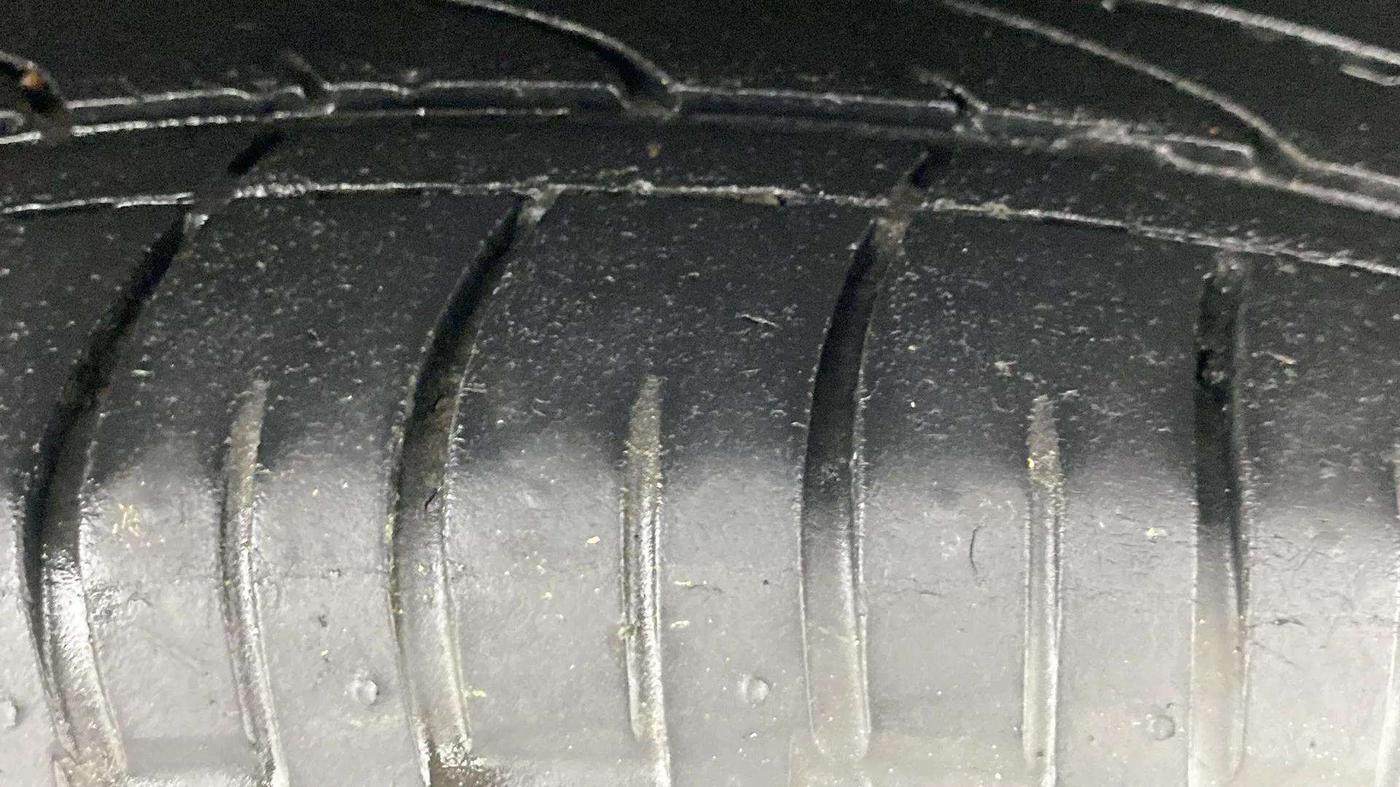 2021 KIA SELTOS HTX IVT 1.5 PETROL, Petrol, Automatic, 99,641 km, Left Front Tyre Tread