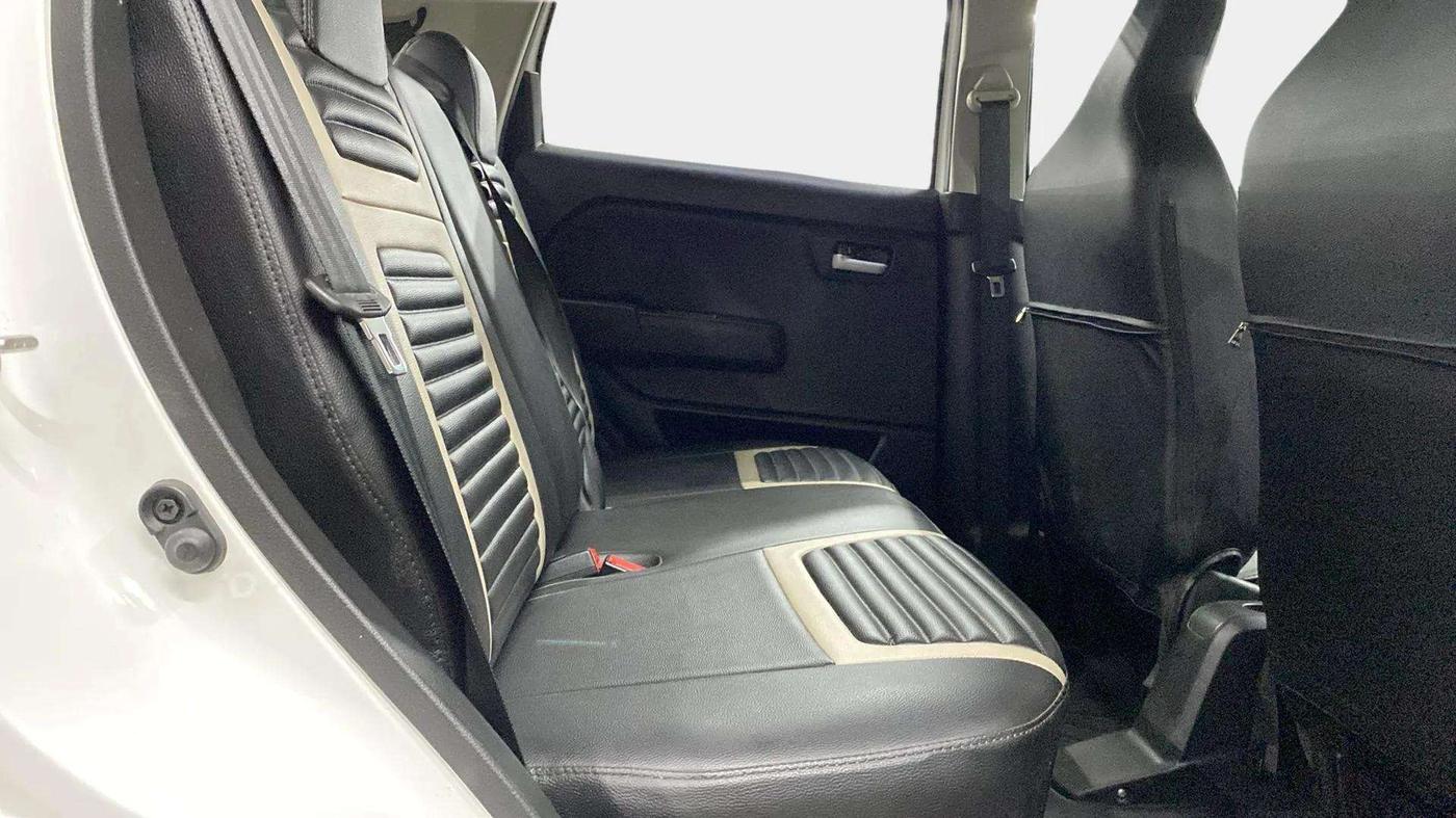 2022 Maruti New Wagon-R ZXI 1.2 AMT, Petrol, Automatic, 7,947 km, Right Side Rear Door Cabin