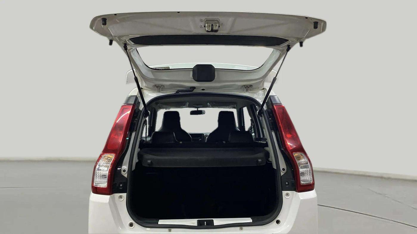 2022 Maruti New Wagon-R ZXI 1.2 AMT, Petrol, Automatic, 7,947 km, Boot Door Open