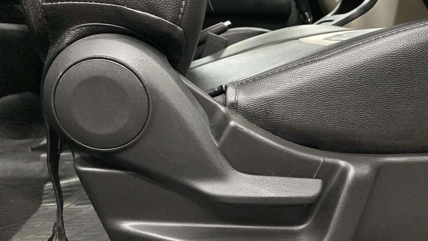 2022 Maruti New Wagon-R ZXI 1.2 AMT, Petrol, Automatic, 7,947 km, Driver Side Adjustment Panel