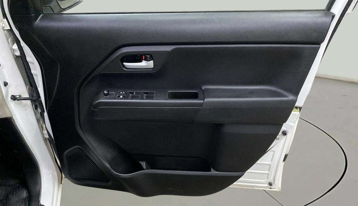 2022 Maruti New Wagon-R ZXI 1.2 AMT, Petrol, Automatic, 7,947 km, Driver Side Door Panels Control