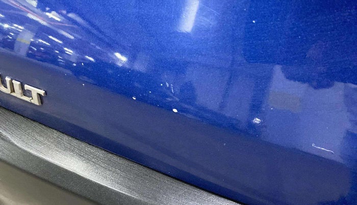 2017 Renault Kwid CLIMBER 1.0 AMT, Petrol, Automatic, 77,865 km, Dicky (Boot door) - Slightly dented