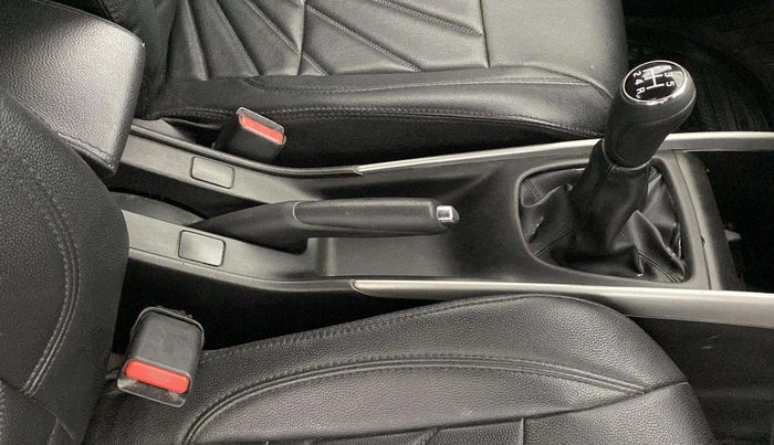 2018 Maruti Baleno DELTA PETROL 1.2, CNG, Manual, 86,919 km, Gear Lever