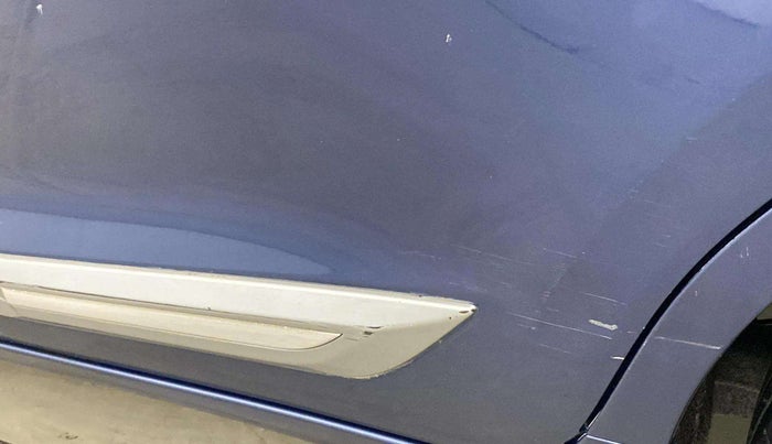 2018 Maruti Baleno DELTA PETROL 1.2, CNG, Manual, 86,919 km, Rear left door - Minor scratches