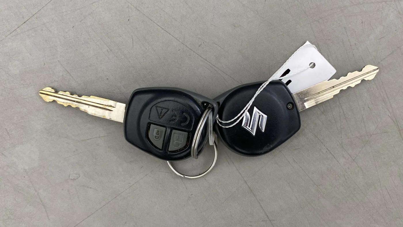 2018 Maruti Baleno DELTA PETROL 1.2, CNG, Manual, 87,034 km, Key Close Up