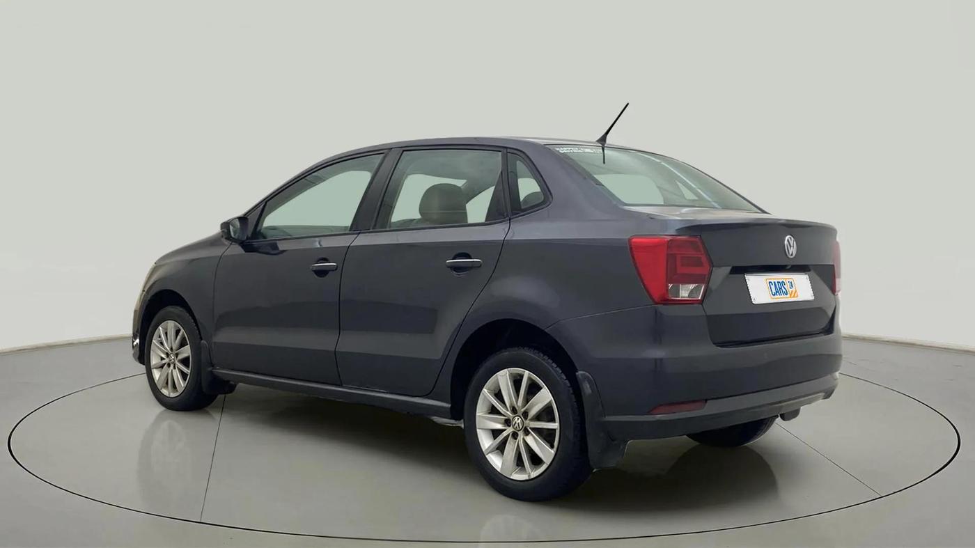 2016 Volkswagen Ameo HIGHLINE1.2L, Petrol, Manual, 1,00,724 km, Left Back Diagonal