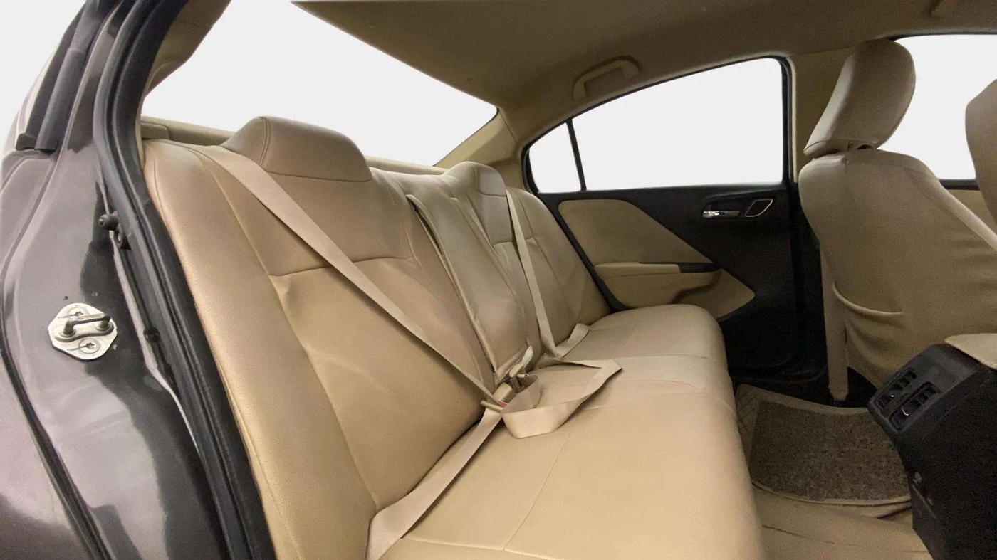 2017 Honda City 1.5L I-VTEC V MT, Petrol, Manual, 72,604 km, Right Side Rear Door Cabin