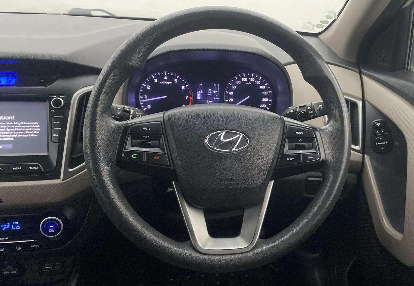 2016 Hyundai Creta SX PLUS 1.6 PETROL, Petrol, Manual, 72,586 km, Steering Wheel Close Up