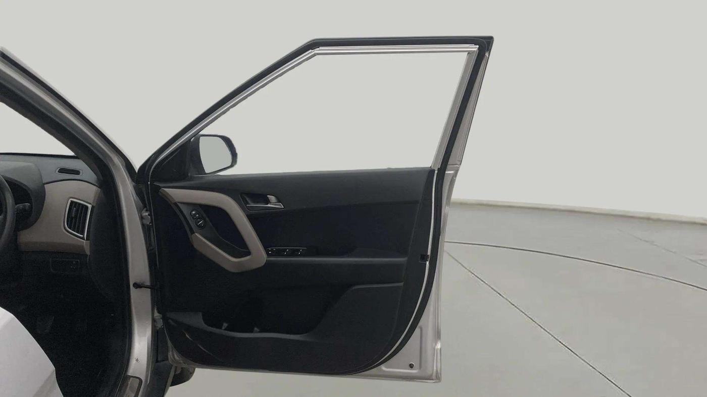 2016 Hyundai Creta SX PLUS 1.6 PETROL, Petrol, Manual, 72,586 km, RHS Front Door