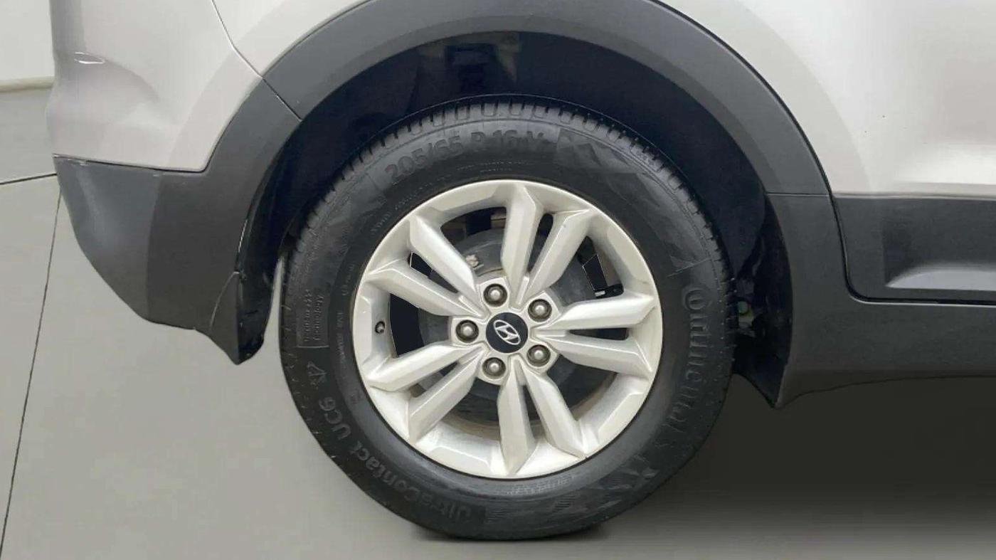 2016 Hyundai Creta SX PLUS 1.6 PETROL, Petrol, Manual, 72,586 km, Right Rear Wheel