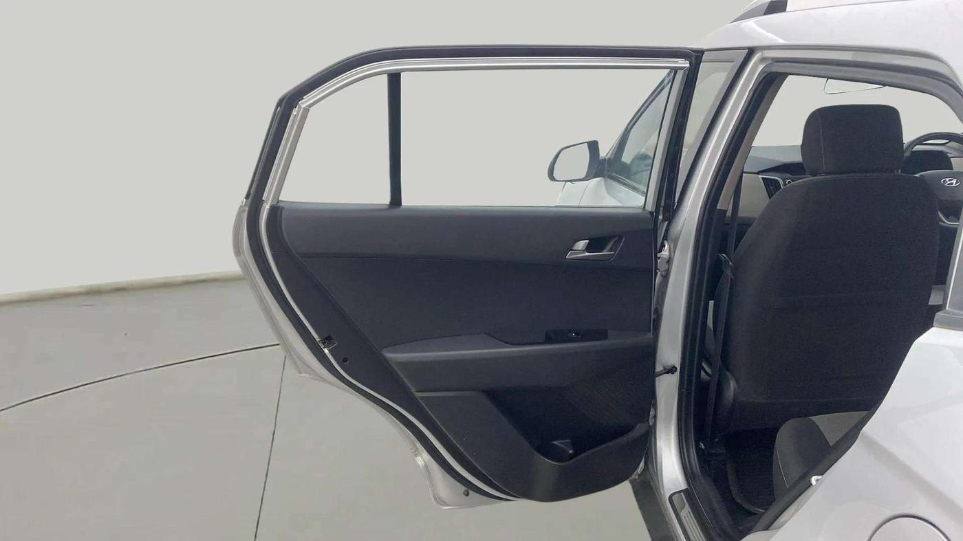 2016 Hyundai Creta SX PLUS 1.6 PETROL, Petrol, Manual, 72,586 km, LHS Rear Door