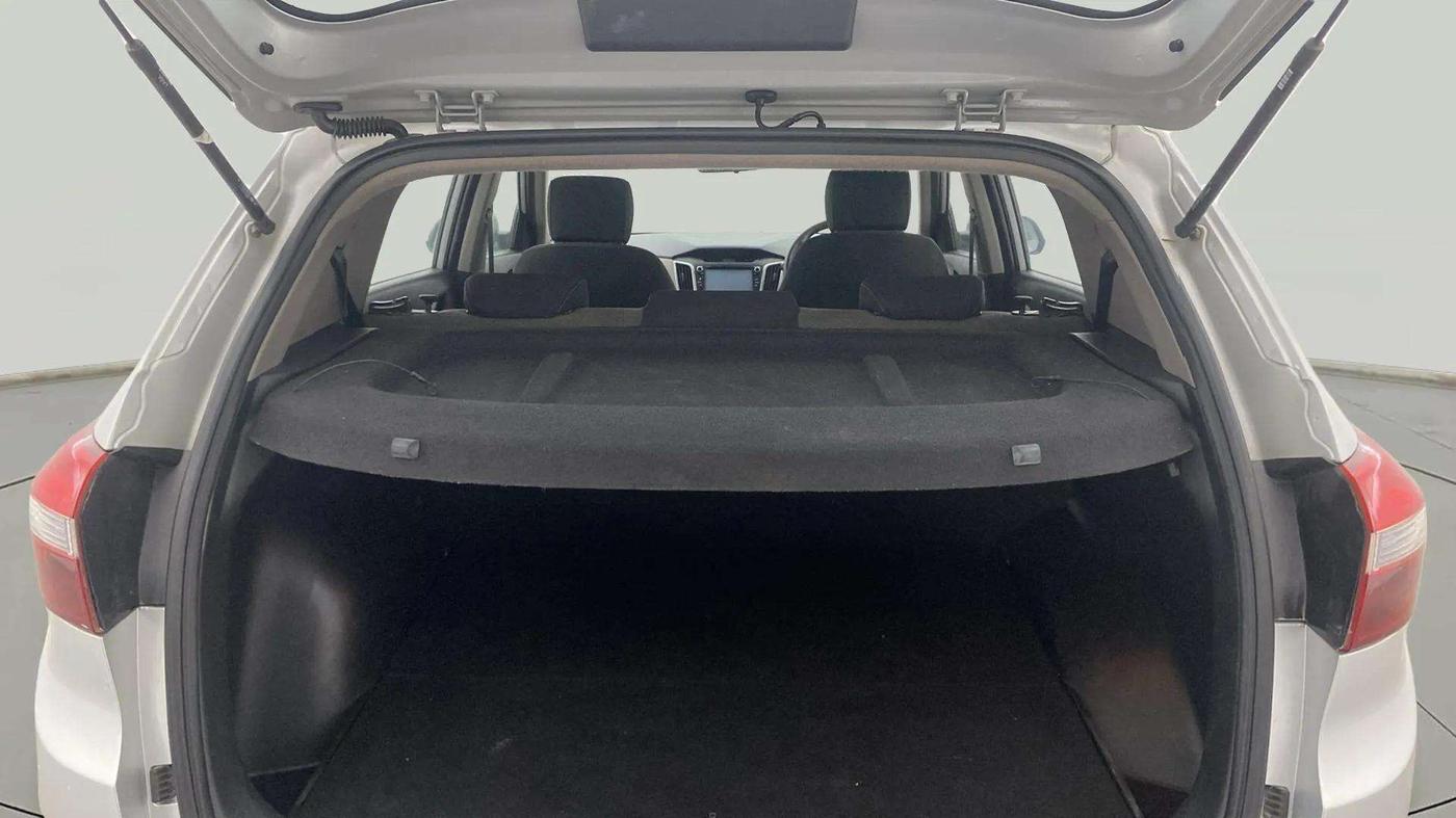 2016 Hyundai Creta SX PLUS 1.6 PETROL, Petrol, Manual, 72,586 km, Boot Open Zoomed View
