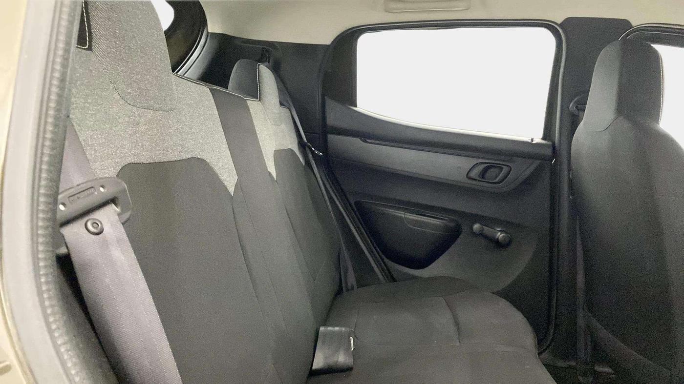 2021 Renault Kwid RXL, Petrol, Manual, 24,153 km, Right Side Rear Door Cabin