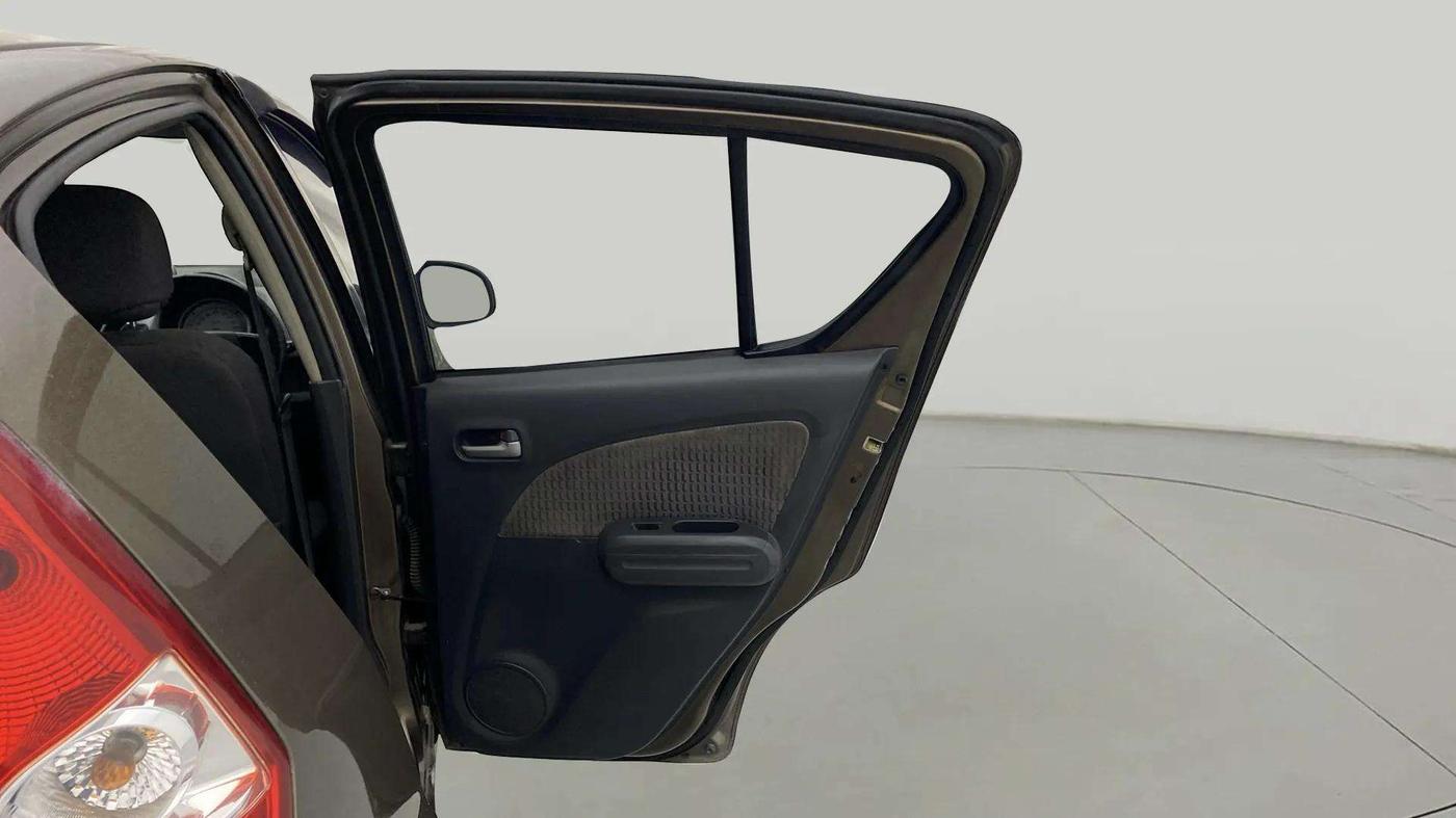 2014 Maruti Ritz ZXI, Petrol, Manual, 84,272 km, RHS Rear Door