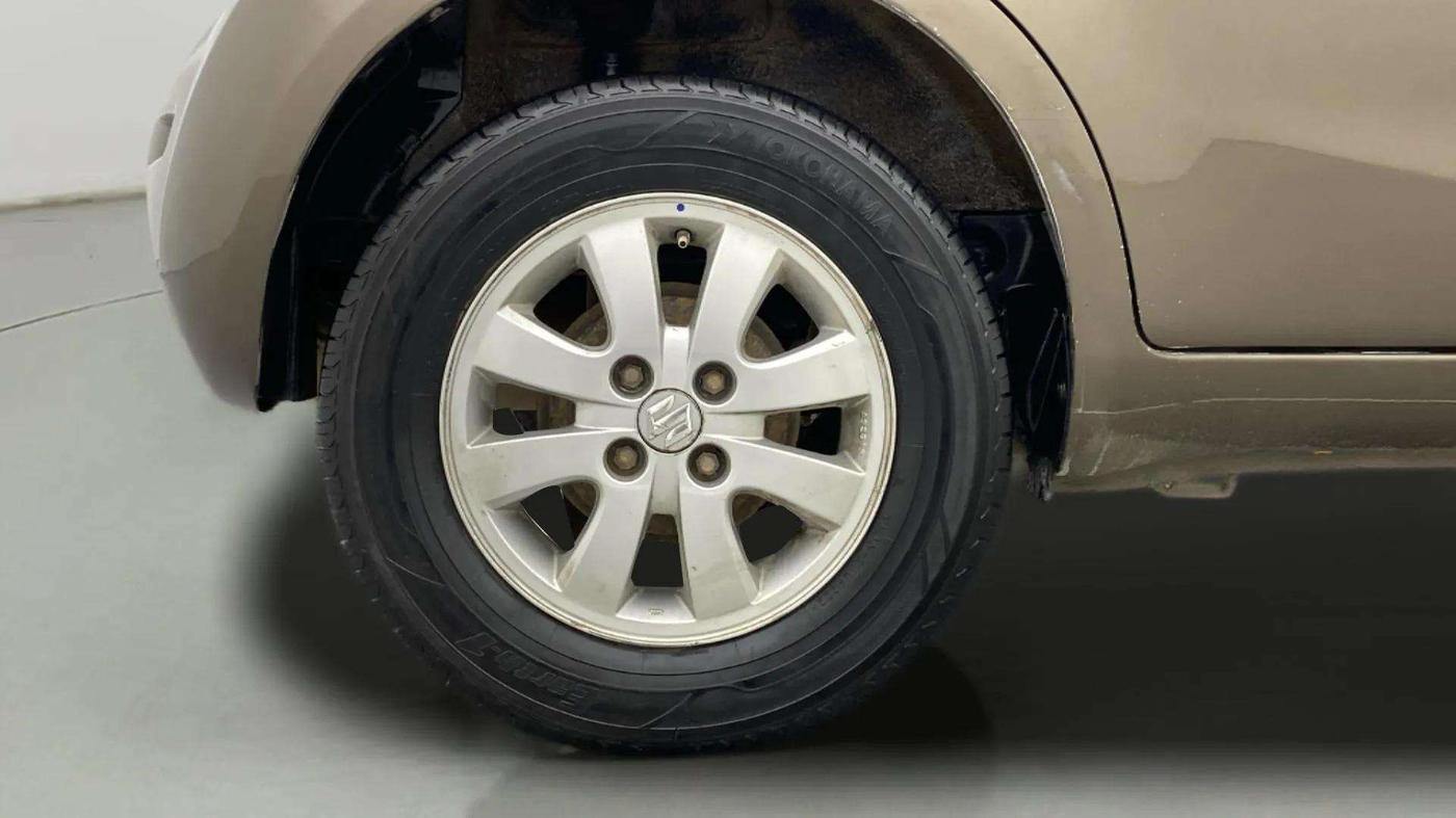 2014 Maruti Ritz ZXI, Petrol, Manual, 84,272 km, Right Rear Wheel