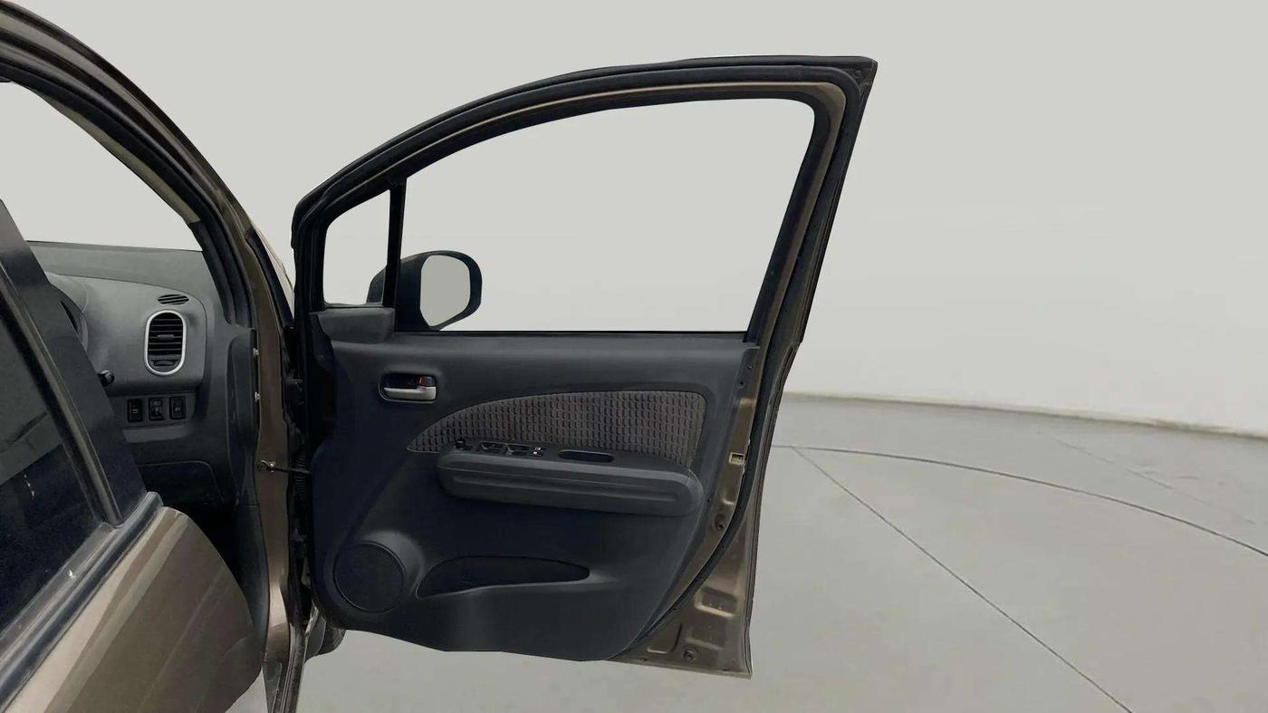 2014 Maruti Ritz ZXI, Petrol, Manual, 84,272 km, RHS Front Door
