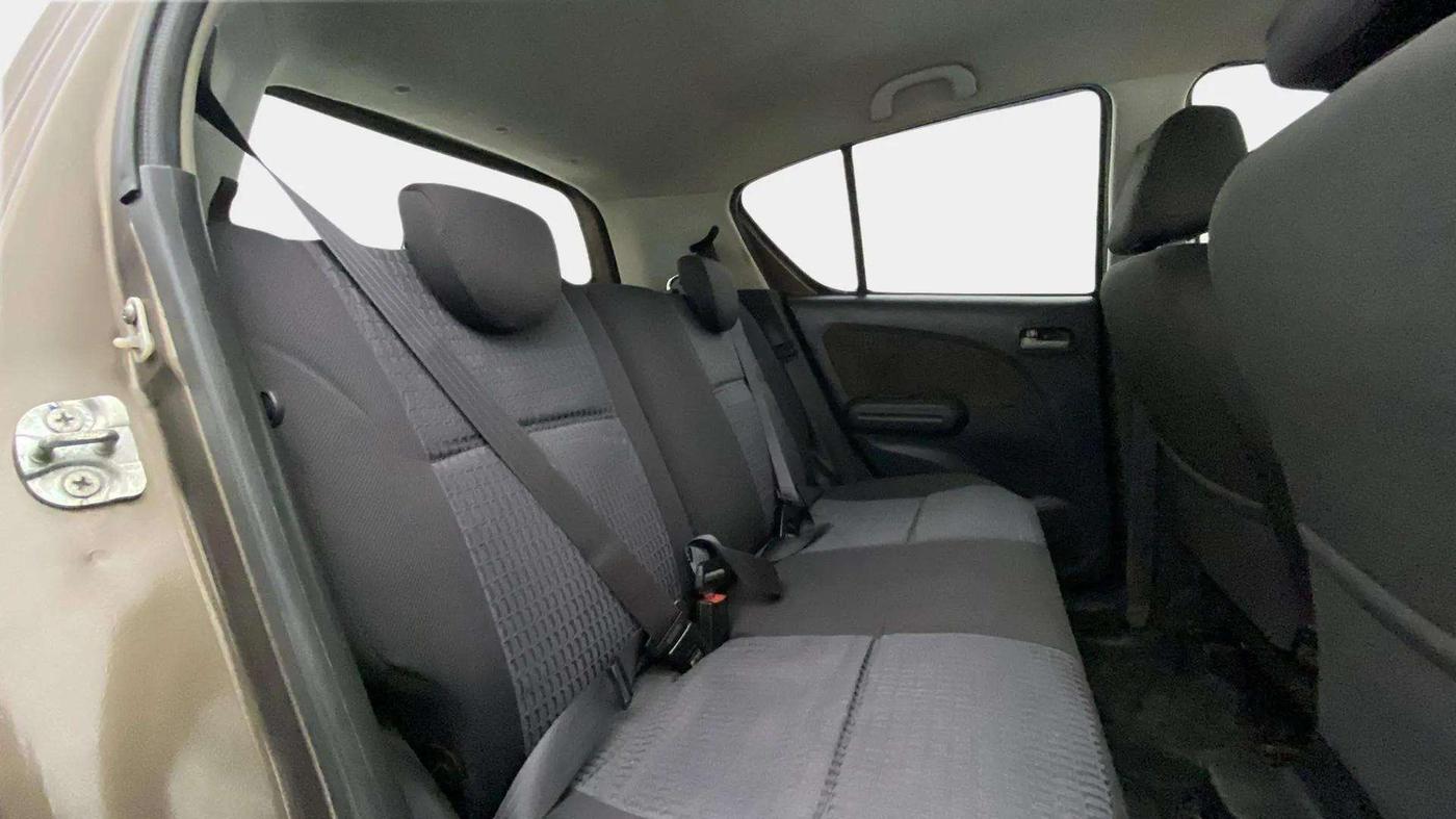 2014 Maruti Ritz ZXI, Petrol, Manual, 84,272 km, Right Side Rear Door Cabin