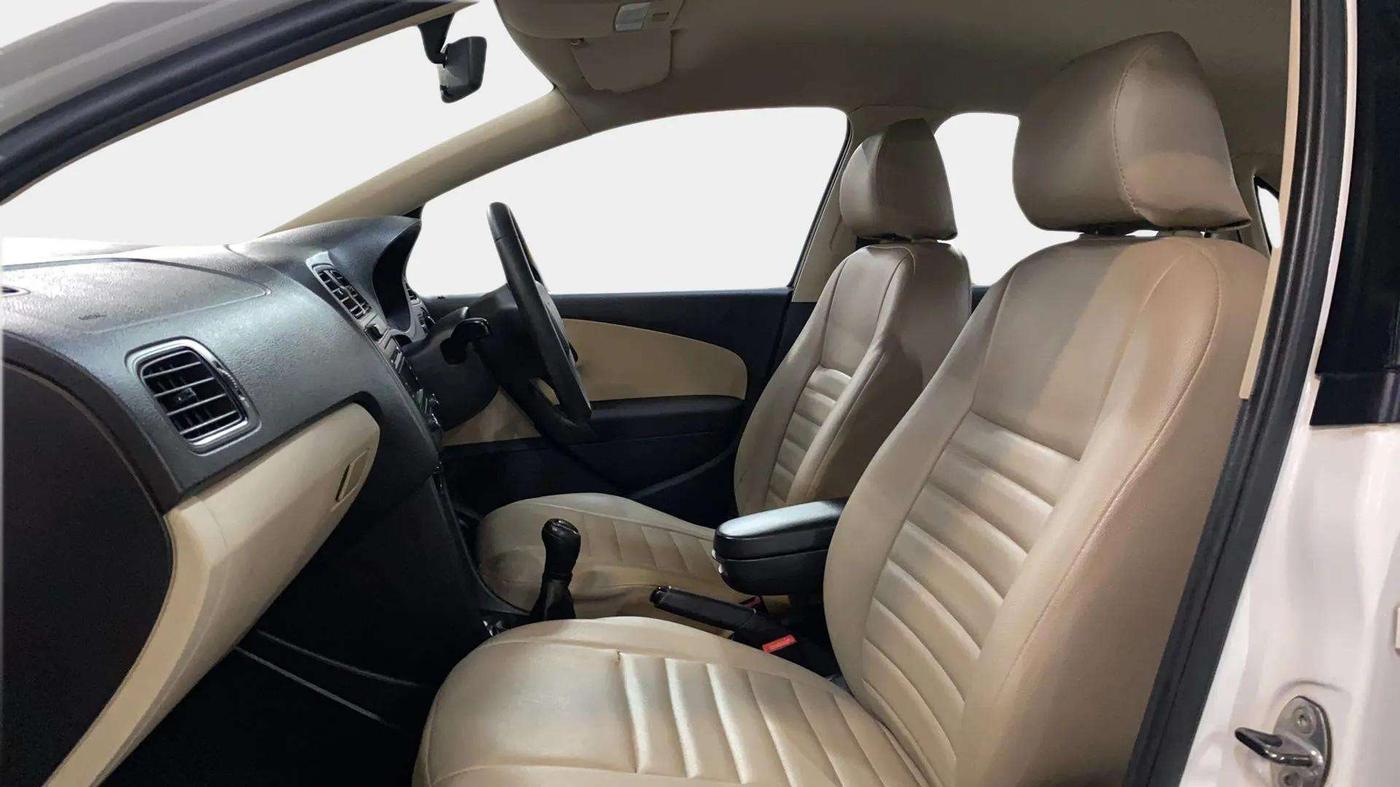 2019 Skoda Rapid 1.6 MPI ACTIVE, Petrol, Manual, 70,989 km, Right Side Front Door Cabin