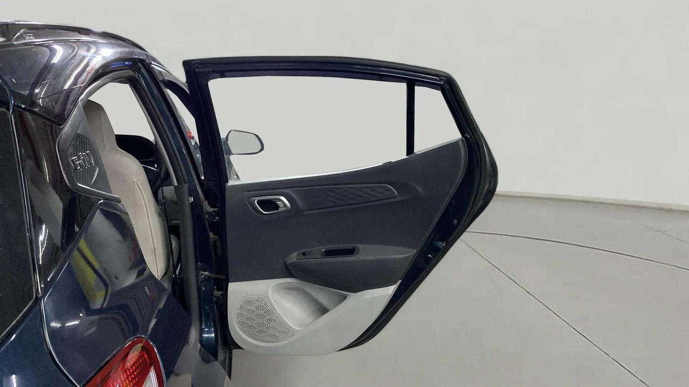 2020 Hyundai GRAND I10 NIOS SPORTZ AMT 1.2 KAPPA VTVT, Petrol, Automatic, 77,865 km, RHS Rear Door