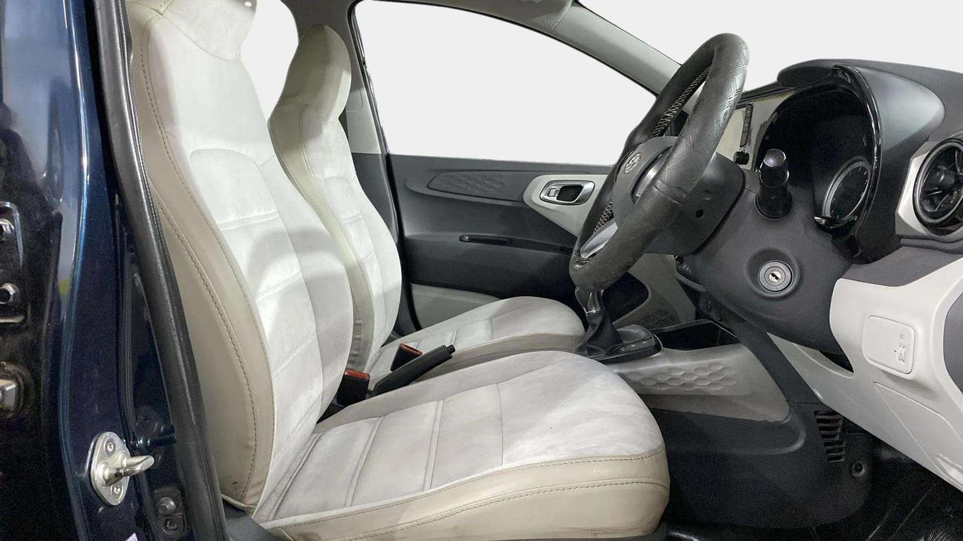 2020 Hyundai GRAND I10 NIOS SPORTZ AMT 1.2 KAPPA VTVT, Petrol, Automatic, 77,865 km, Right Side Front Door Cabin