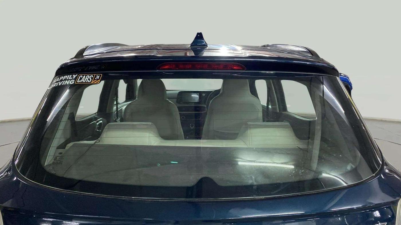 2020 Hyundai GRAND I10 NIOS SPORTZ AMT 1.2 KAPPA VTVT, Petrol, Automatic, 77,865 km, Rear Windshield