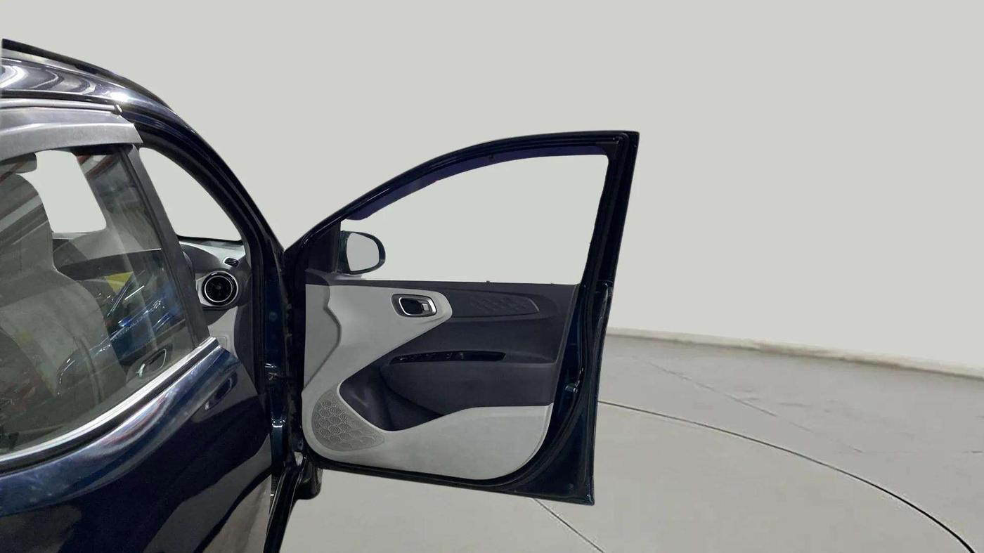 2020 Hyundai GRAND I10 NIOS SPORTZ AMT 1.2 KAPPA VTVT, Petrol, Automatic, 77,865 km, RHS Front Door