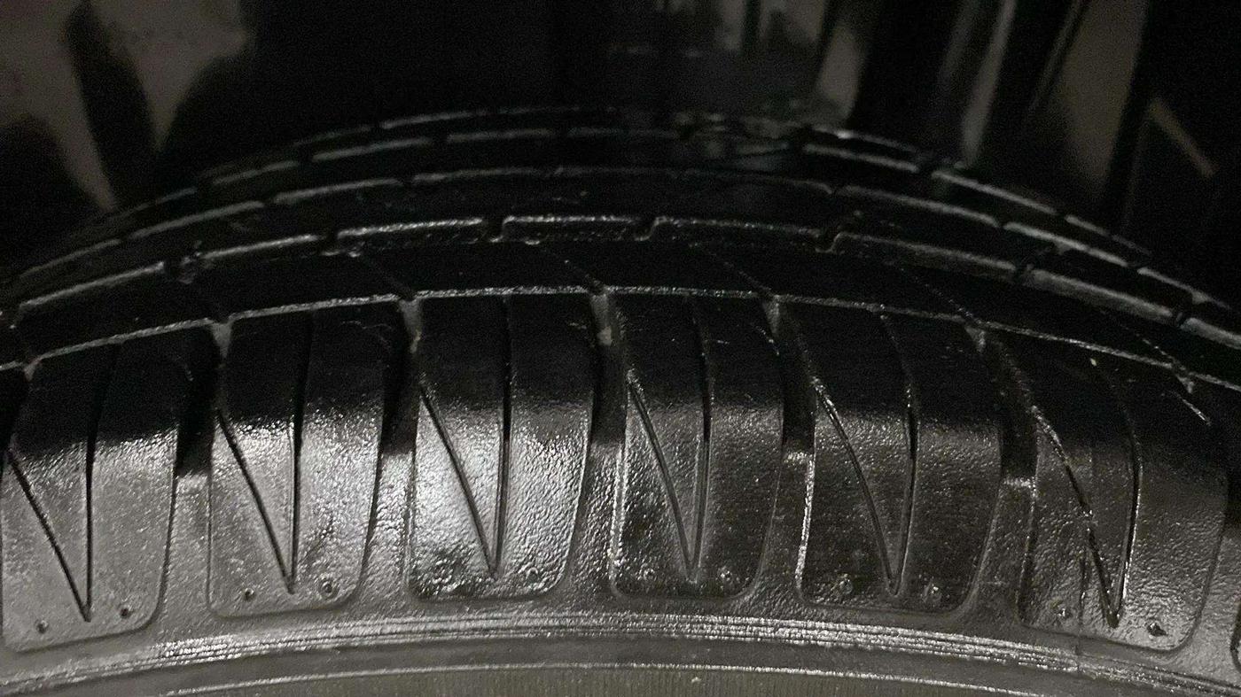 2021 Maruti Vitara Brezza ZXI PLUS AT SHVS, Petrol, Automatic, 9,835 km, Left Rear Tyre Tread