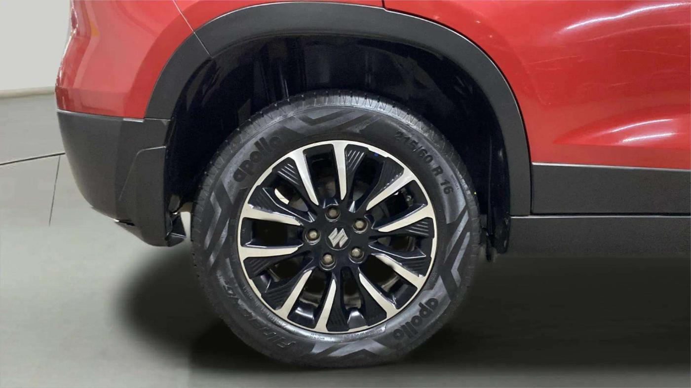 2021 Maruti Vitara Brezza ZXI PLUS AT SHVS, Petrol, Automatic, 9,835 km, Right Rear Wheel