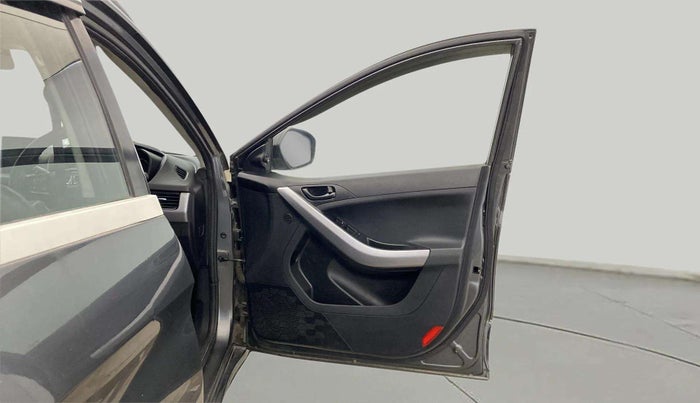 2021 Tata NEXON XM SUNROOF PETROL, Petrol, Manual, 64,405 km, RHS Front Door