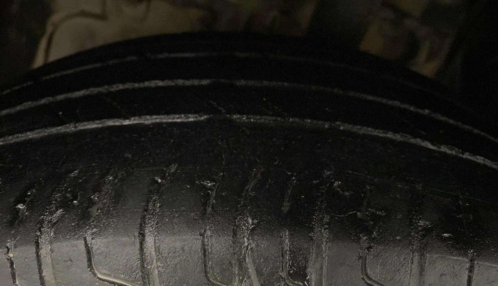 2021 Tata NEXON XM SUNROOF PETROL, Petrol, Manual, 64,405 km, Left Front Tyre Tread