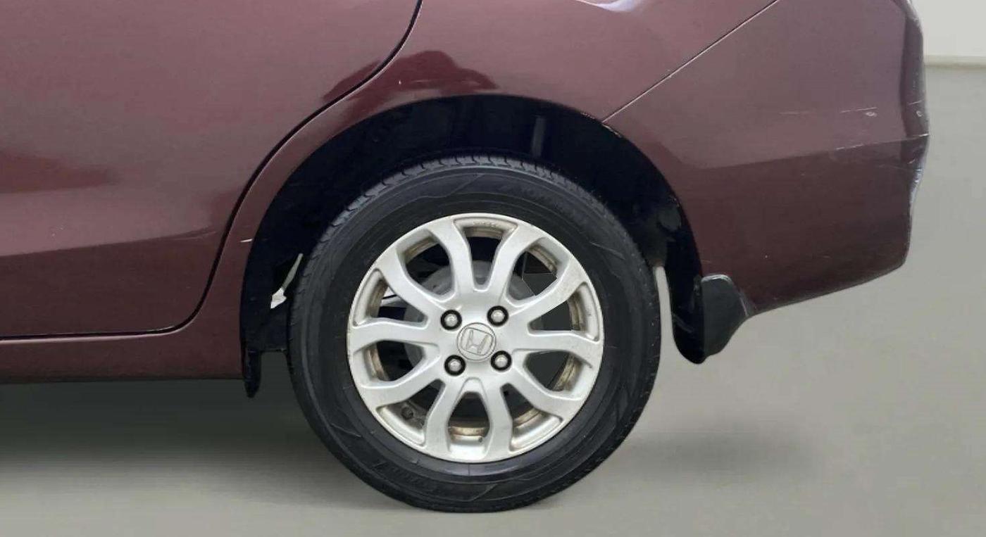 2014 Honda Amaze 1.2L I-VTEC VX, Petrol, Manual, 53,233 km, Left Rear Wheel