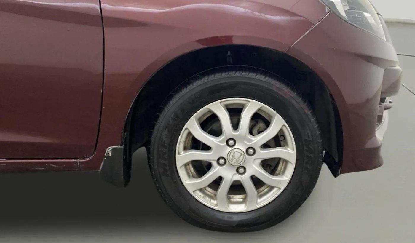 2014 Honda Amaze 1.2L I-VTEC VX, Petrol, Manual, 53,233 km, Right Front Wheel