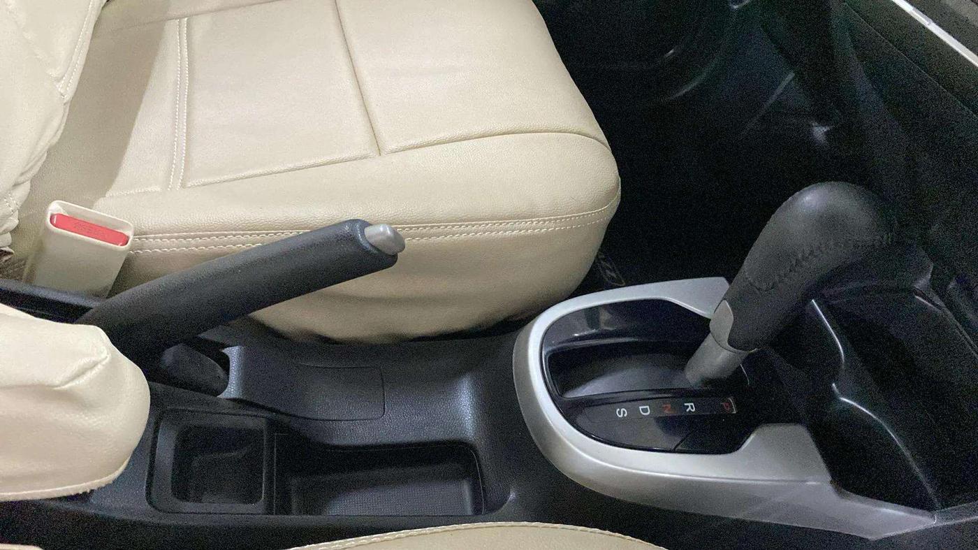 2021 Honda Jazz 1.2L I-VTEC ZX CVT, Petrol, Automatic, 44,170 km, Gear Lever
