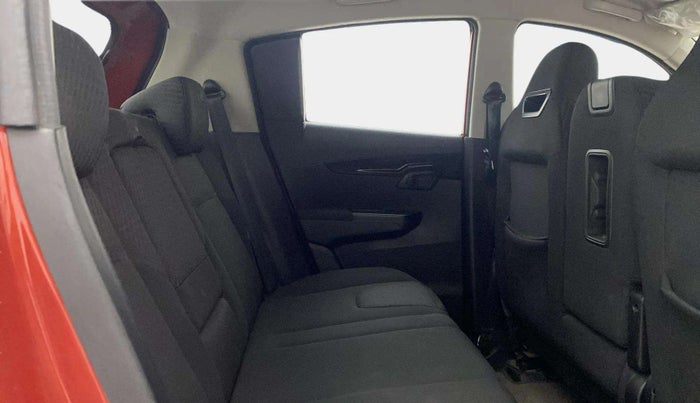 2018 Mahindra KUV 100 NXT K8 P 6 STR, Petrol, Manual, 20,747 km, Right Side Rear Door Cabin