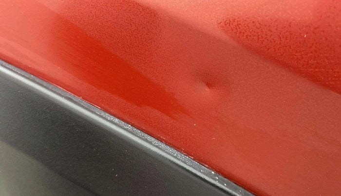 2018 Mahindra KUV 100 NXT K8 P 6 STR, Petrol, Manual, 20,747 km, Right fender - Minor scratches
