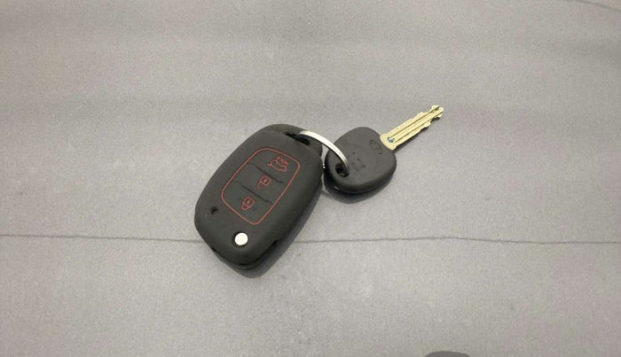 2019 Hyundai Elite i20 MAGNA PLUS 1.2, Petrol, Manual, 21,338 km, Key Close Up