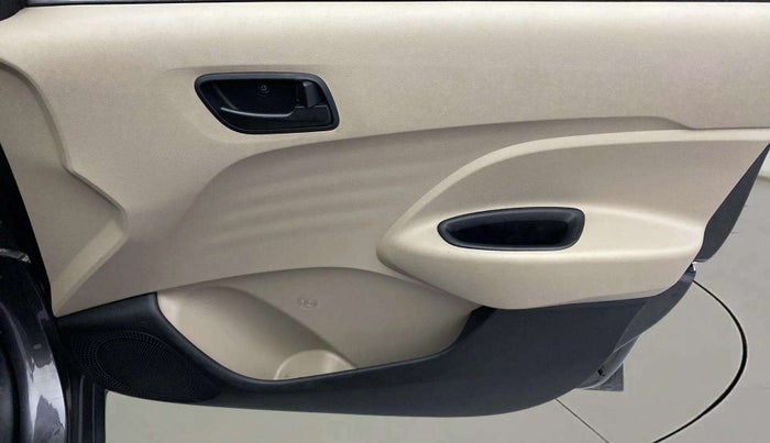 2020 Hyundai NEW SANTRO SPORTZ MT, Petrol, Manual, 72,929 km, Driver Side Door Panels Control