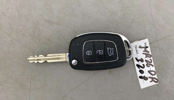 2018 Hyundai Creta SX 1.6 DIESEL, Diesel, Manual, 59,465 km, Key Close Up