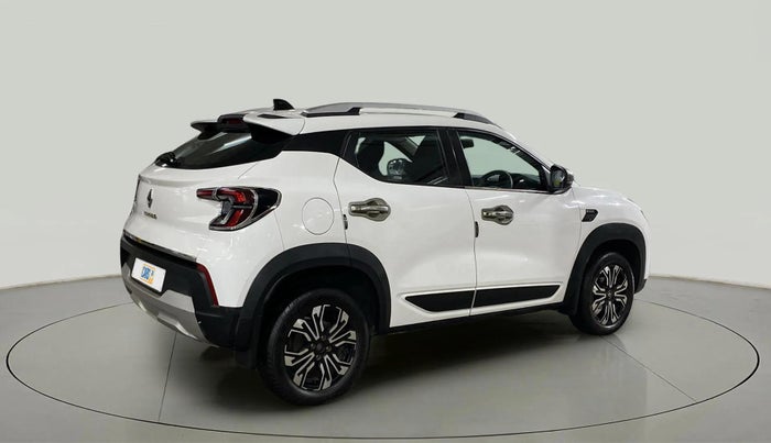 2022 Renault Kiger RXZ AMT, Petrol, Automatic, 25,564 km, Right Back Diagonal