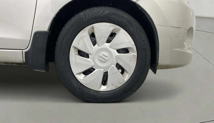 2016 Maruti Celerio VXI AMT, Petrol, Automatic, 76,726 km, Right Front Wheel