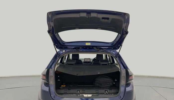 2023 Tata ALTROZ XZ PLUS O SUNROOF CNG, CNG, Manual, 33,788 km, Boot Door Open