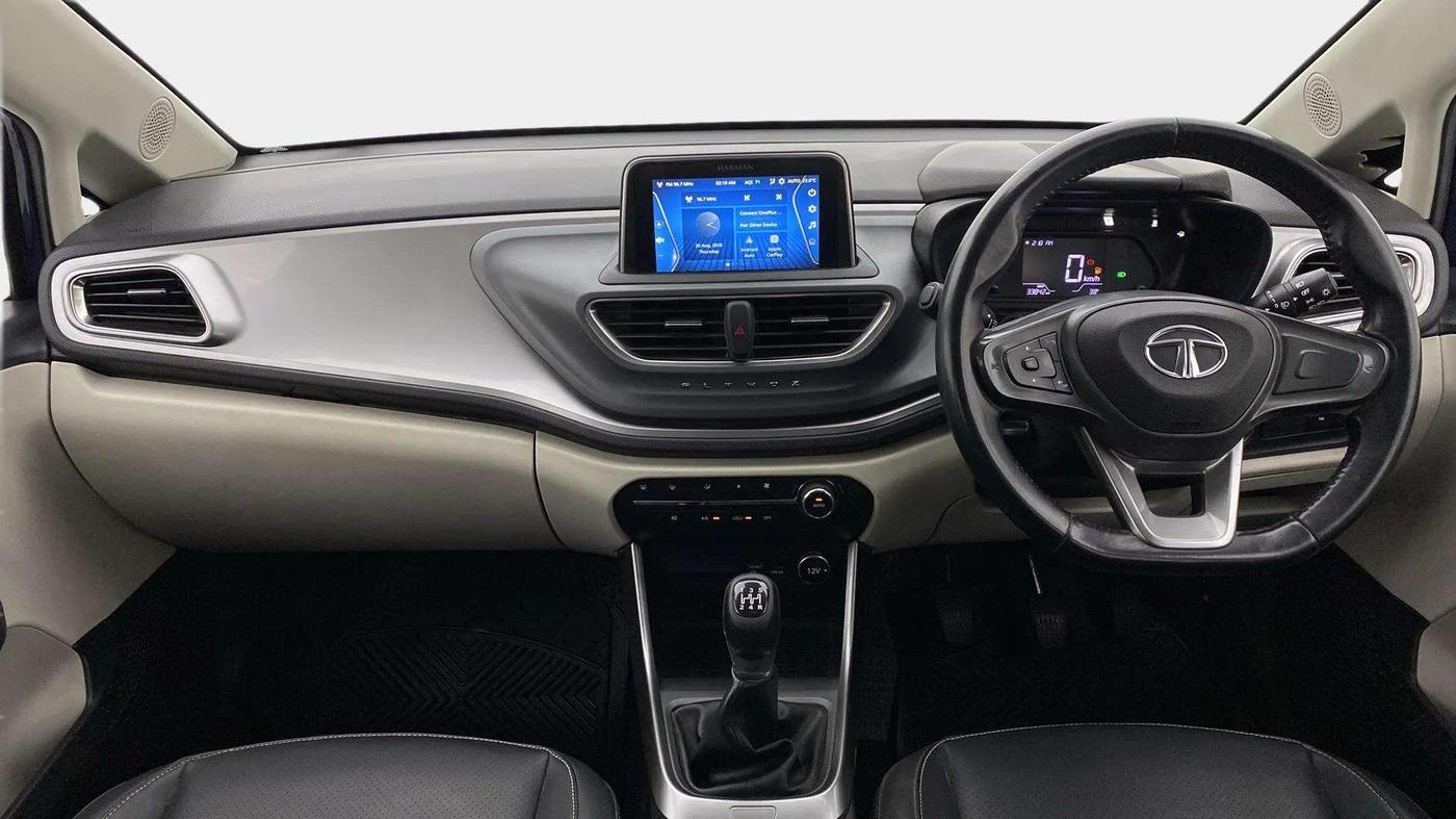2023 Tata ALTROZ XZ PLUS O SUNROOF CNG, CNG, Manual, 34,078 km, Dashboard