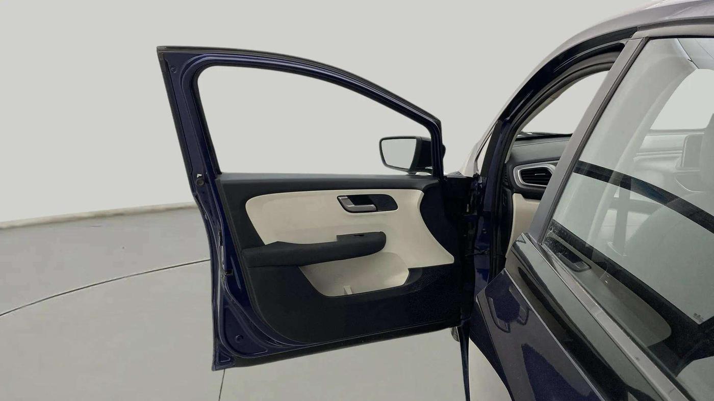 2023 Tata ALTROZ XZ PLUS O SUNROOF CNG, CNG, Manual, 34,078 km, LHS Front Door