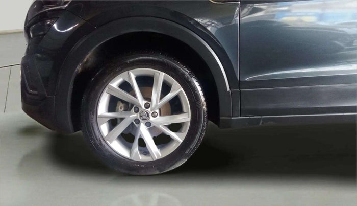 2023 Skoda KUSHAQ STYLE 1.0L TSI AT, Petrol, Automatic, 13,396 km, Left Front Wheel